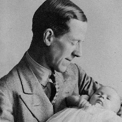 Harold Lansell Jacob in 1935 with his daughter Shireen.