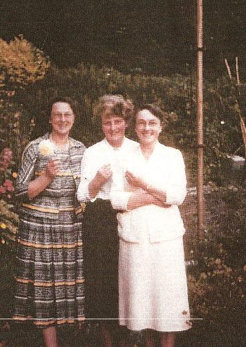 Truro 1958: Three cousins, Hilda, Brenda and Nellie.