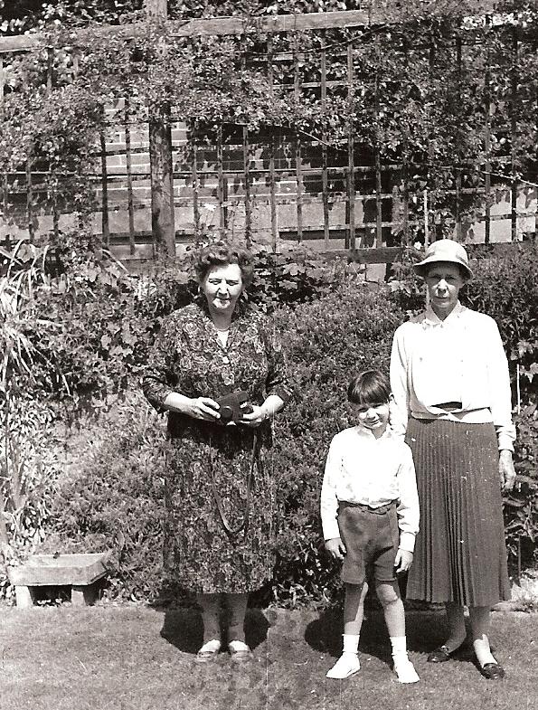 With his grandmother Ellen and his aunt Marjorie